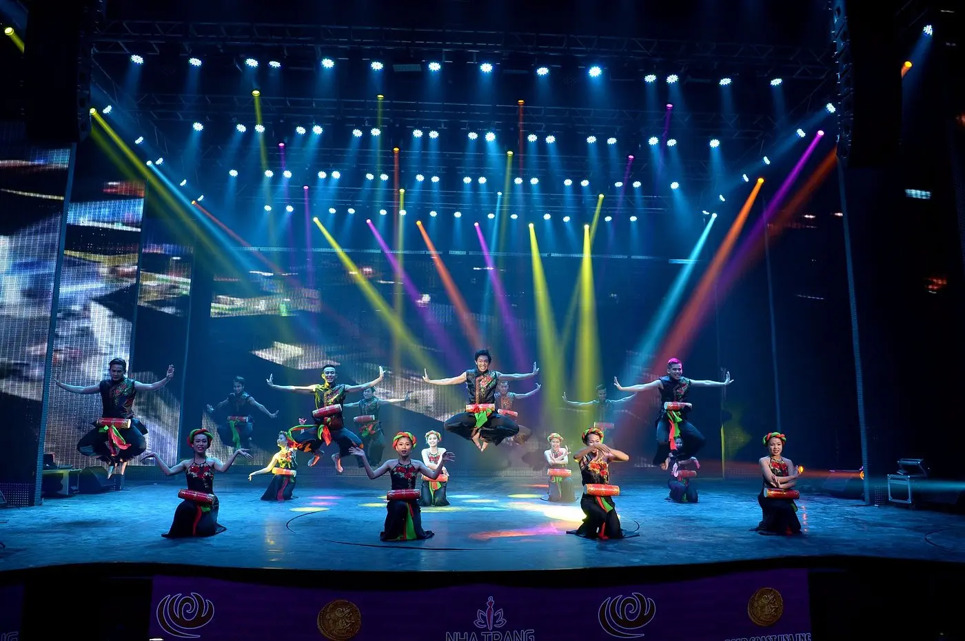 Galina Show Nha Trang - Chìm đắm trong không gian nghệ thuật đậm nét Á Châu tại thành phố biển 9