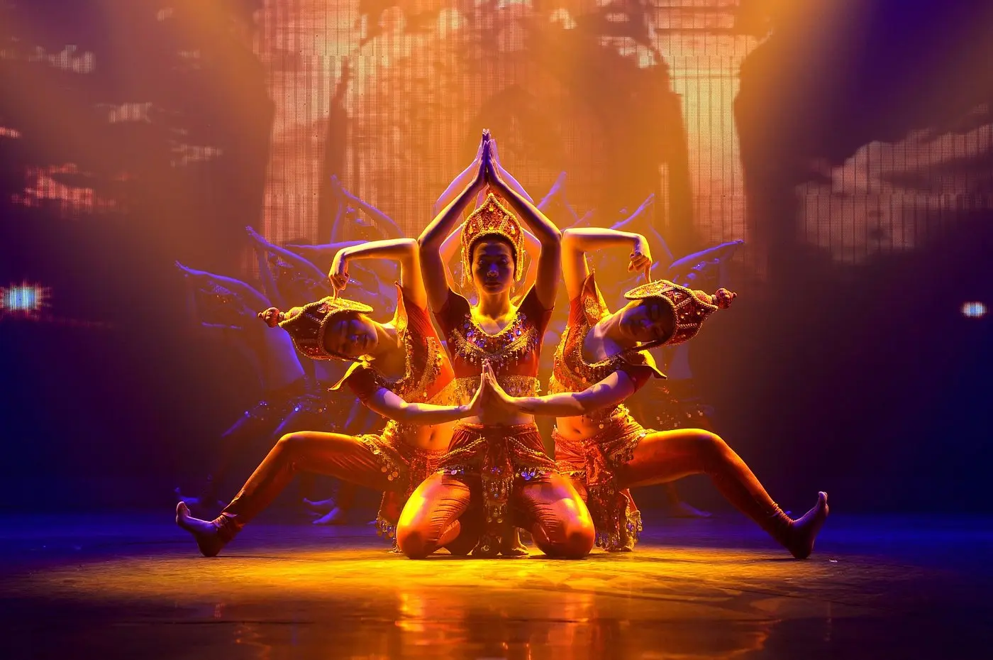 Galina Show Nha Trang - Chìm đắm trong không gian nghệ thuật đậm nét Á Châu tại thành phố biển 6