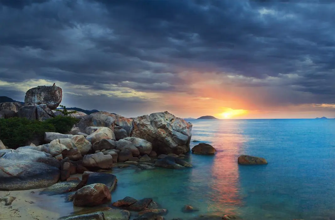 H&ograve;n Chồng Nha Trang - h&ograve;n đảo thơ mộng l&acirc;u đời của th&agrave;nh phố biển xinh đẹp 5