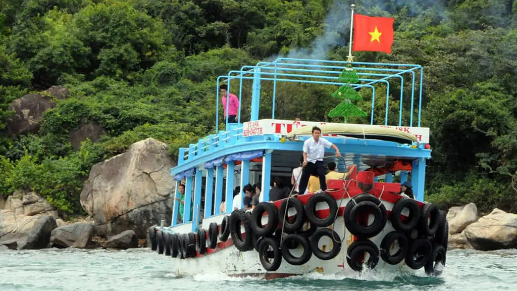 H&ograve;n Một - L&agrave;ng ch&agrave;i nhỏ b&igrave;nh y&ecirc;n, thơ mộng n&eacute;p m&igrave;nh b&ecirc;n th&agrave;nh phố Nha Trang s&ocirc;i động 6