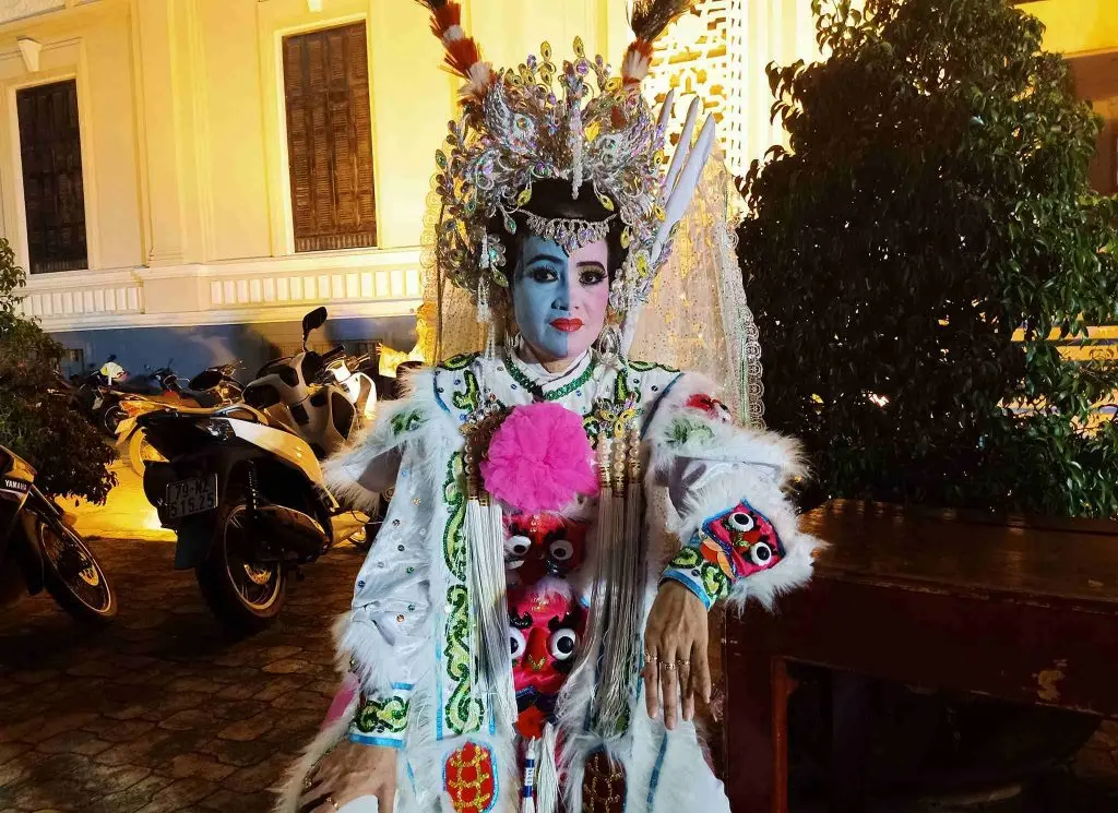 Nh&agrave; h&aacute;t tuồng Kh&aacute;nh Ho&agrave; - &Aacute;nh đ&egrave;n chưa từng tắt tr&ecirc;n s&acirc;n khấu ấy... 3