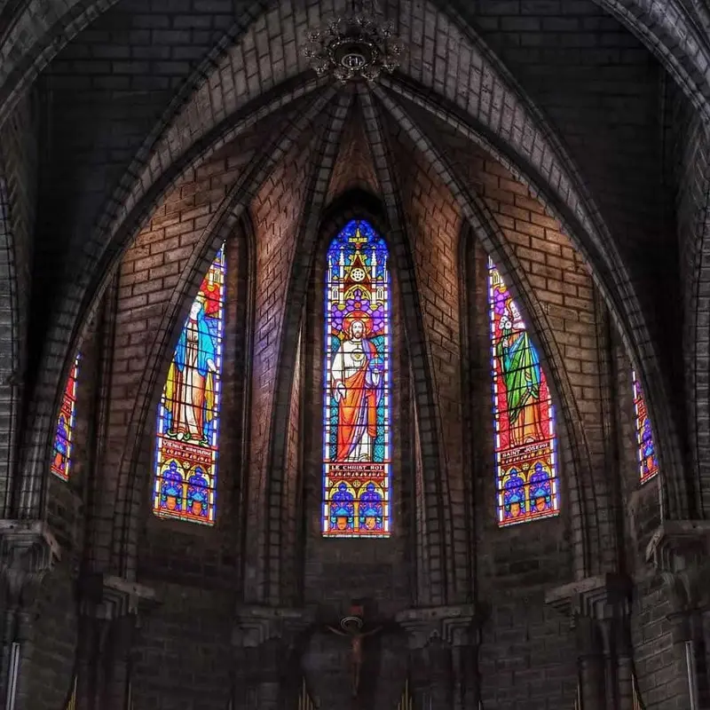 Nh&agrave; thờ N&uacute;i Nha Trang: C&ocirc;ng tr&igrave;nh kiến tr&uacute;c Gothic ấn tượng 10