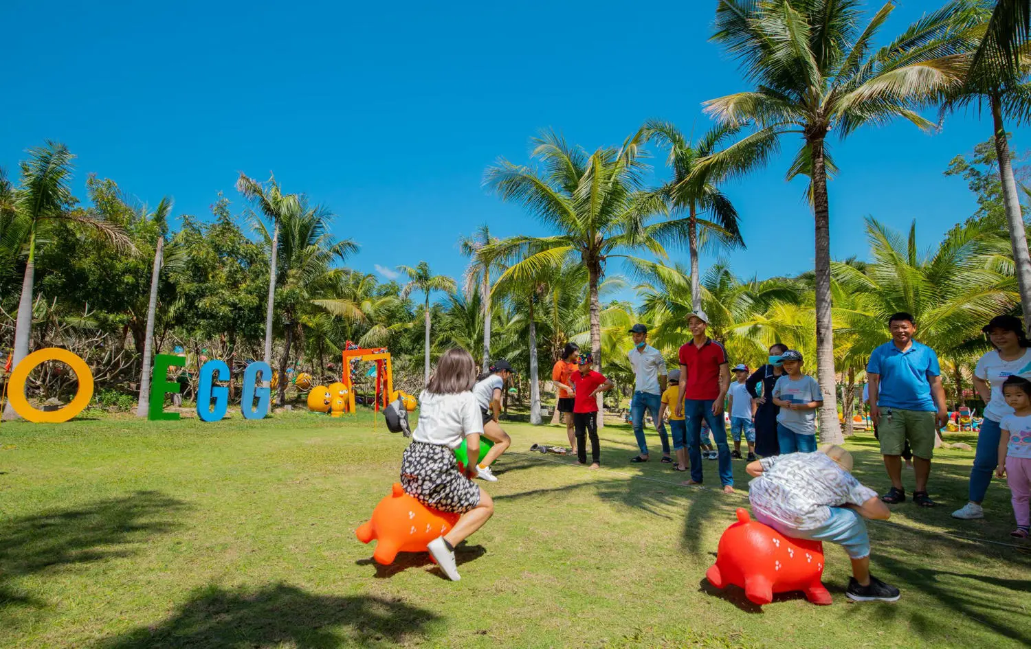 Trải nghiệm ng&acirc;m b&ugrave;n n&oacute;ng tại khu du lịch Trăm Trứng Nha Trang 6
