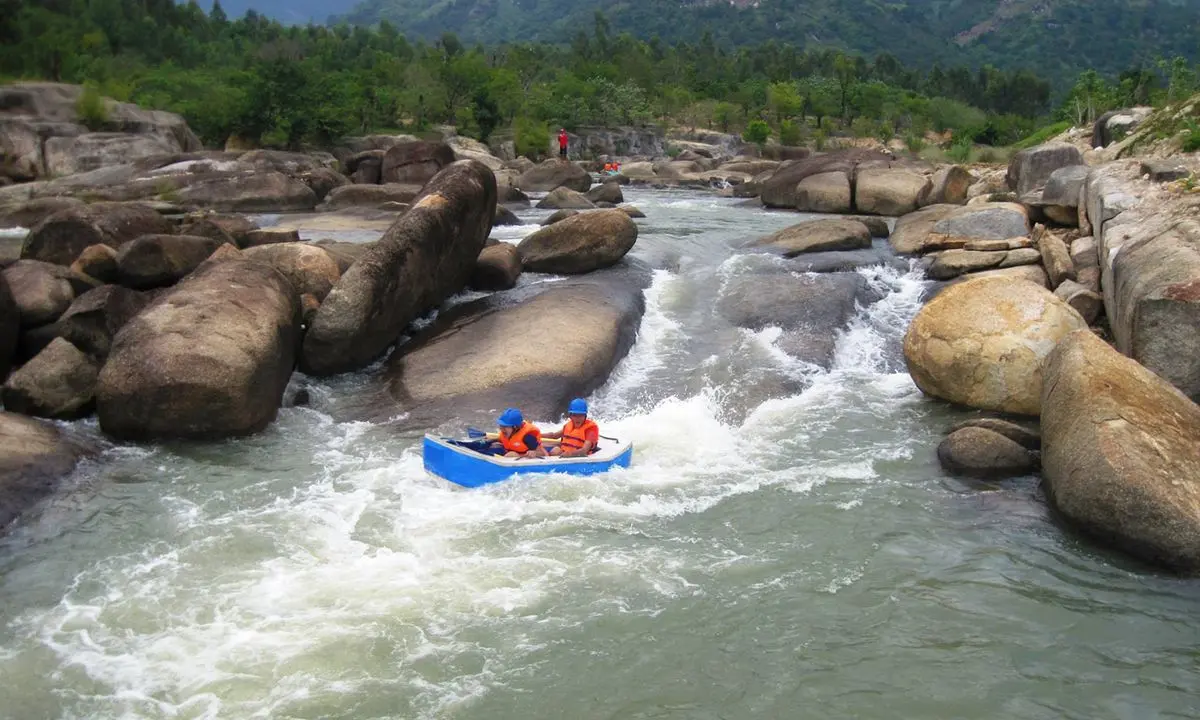 Waterland Thạch L&acirc;m - Khu vui chơi giải tr&iacute; đa sắc m&agrave;u của th&agrave;nh phố biển Nha Trang 3