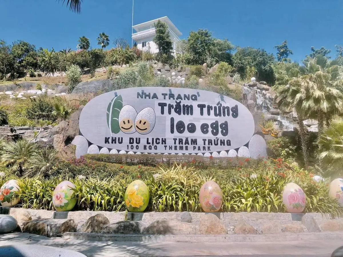 Trải nghiệm ngâm bùn nóng tại khu du lịch Trăm Trứng Nha Trang