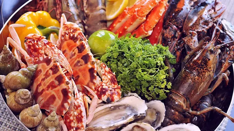 Bỏ túi trọn bộ cẩm nang ăn gì ở Nha Trang cực kỳ hấp dẫn