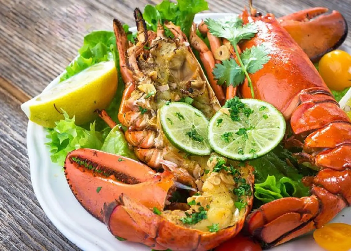 Bật m&iacute; những qu&aacute;n T&ocirc;m H&ugrave;m Nướng ngon bậc nhất th&agrave;nh phố biển Nha Trang 4