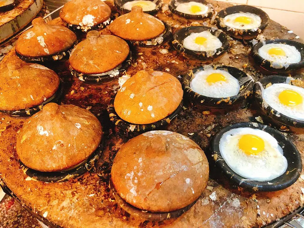 Bỏ t&uacute;i 10 qu&aacute;n b&aacute;nh căn Nha Trang ngon nức l&ograve;ng thực kh&aacute;ch 9