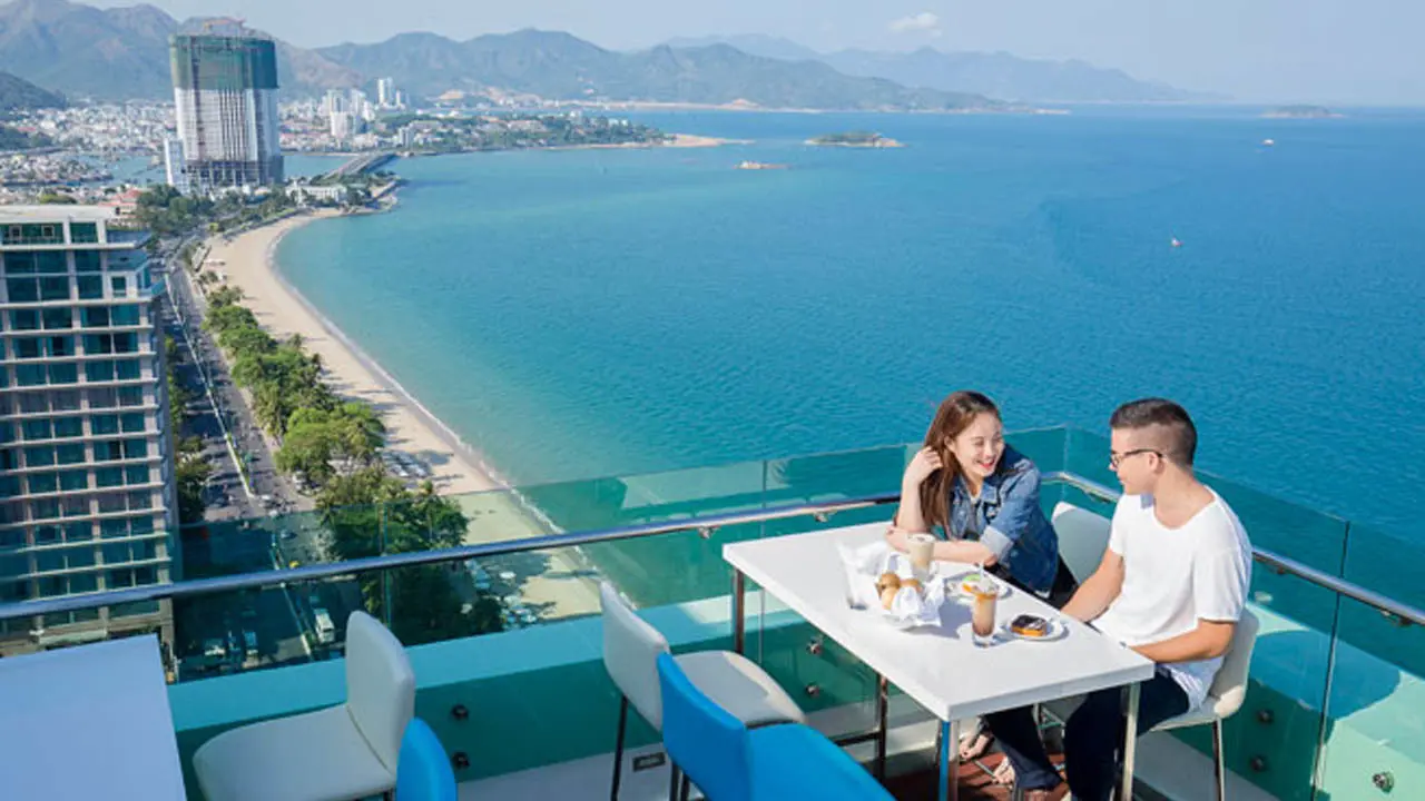 Bỏ t&uacute;i TOP 8 nh&agrave; h&agrave;ng view đẹp Nha Trang khiến du kh&aacute;ch say l&ograve;ng ngay lần đầu ti&ecirc;n đến 3
