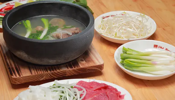 Bụng đ&oacute;i rồi, thử ngay t&ocirc; Phở Nha Trang n&oacute;ng hổi, ngon l&agrave;nh đ&acirc;y 11