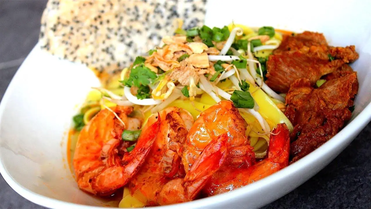 C&agrave;n qu&eacute;t c&aacute;c qu&aacute;n ăn Nha Trang chỉ từ 200k 13