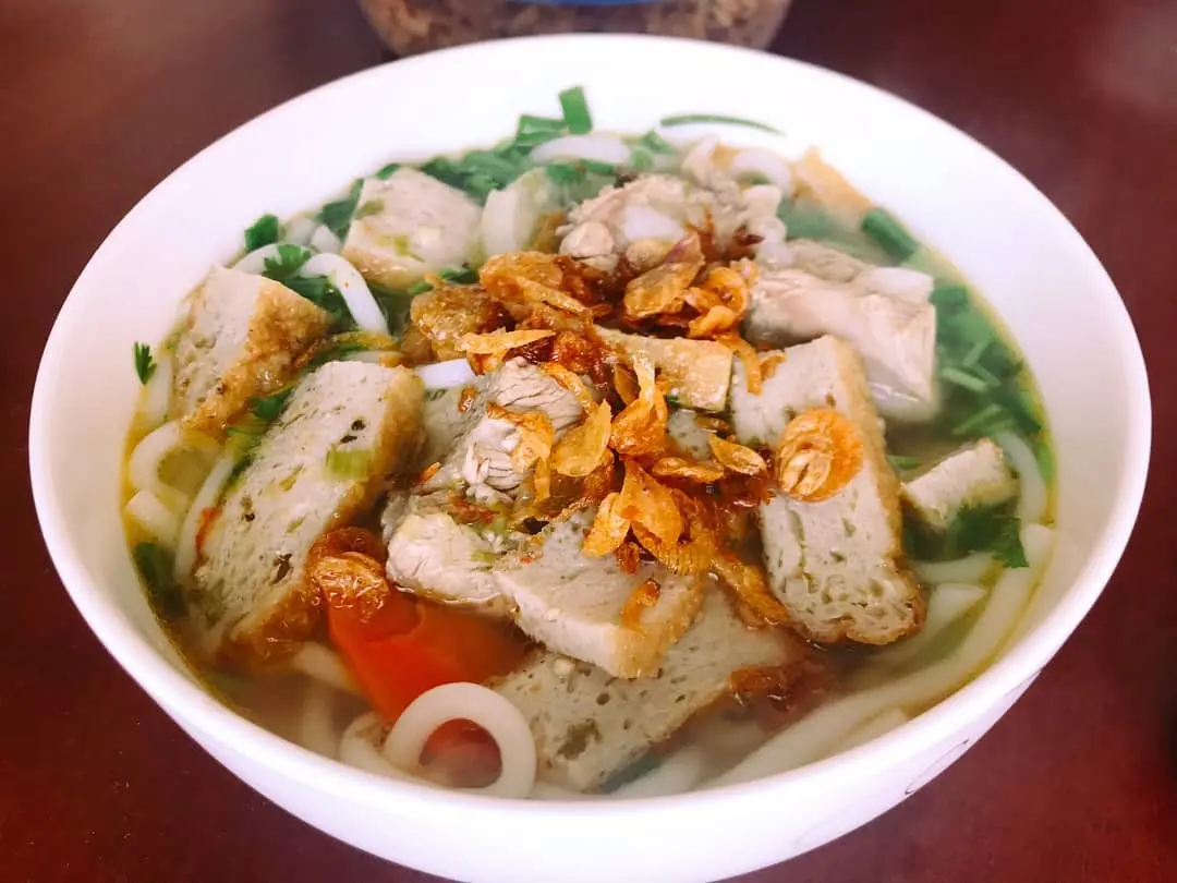 Chả c&aacute; Nha Trang - Miếng chả v&agrave;ng ươm quyến rũ từ v&ugrave;ng biển Nha Trang xinh đẹp 7