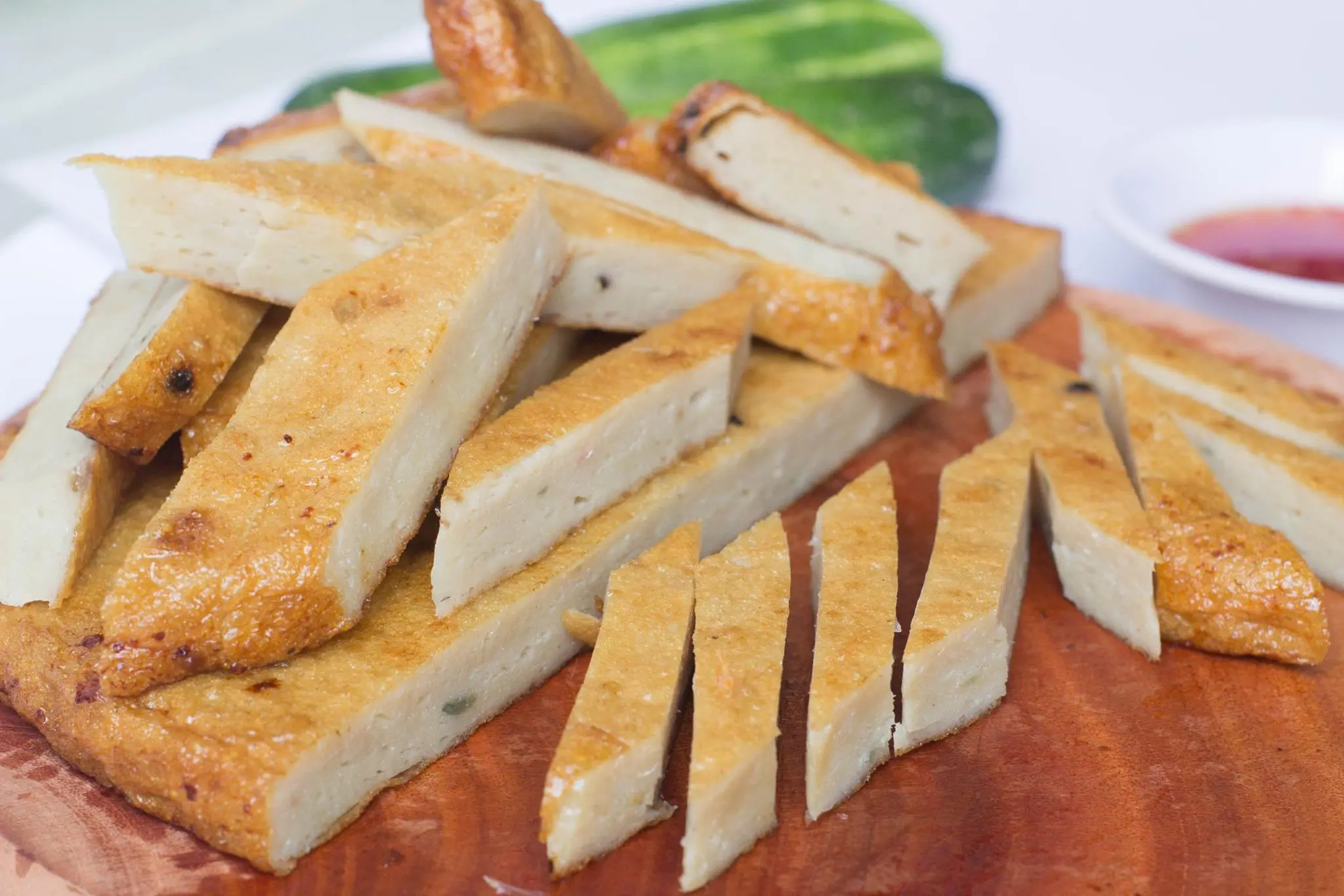 C&oacute; g&igrave; hấp dẫn trong t&ocirc; b&aacute;nh canh chả c&aacute; Nha Trang? 2