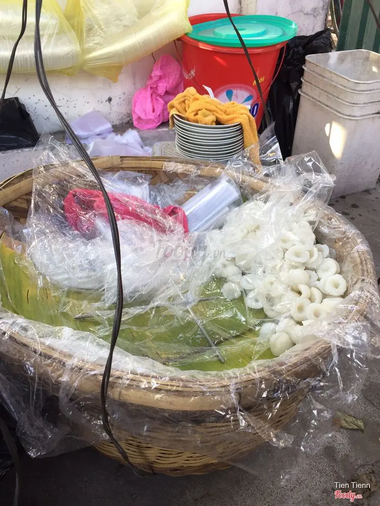 Đến Nha Trang, nhất định phải ăn thử B&aacute;nh B&egrave;o - B&aacute;nh Hỏi d&acirc;n d&atilde;, ngon m&ecirc; mẩn 6