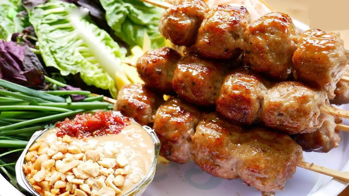 Điểm t&ecirc;n 10 qu&aacute;n nem nướng Nha Trang ngon qu&ecirc;n lối về 11