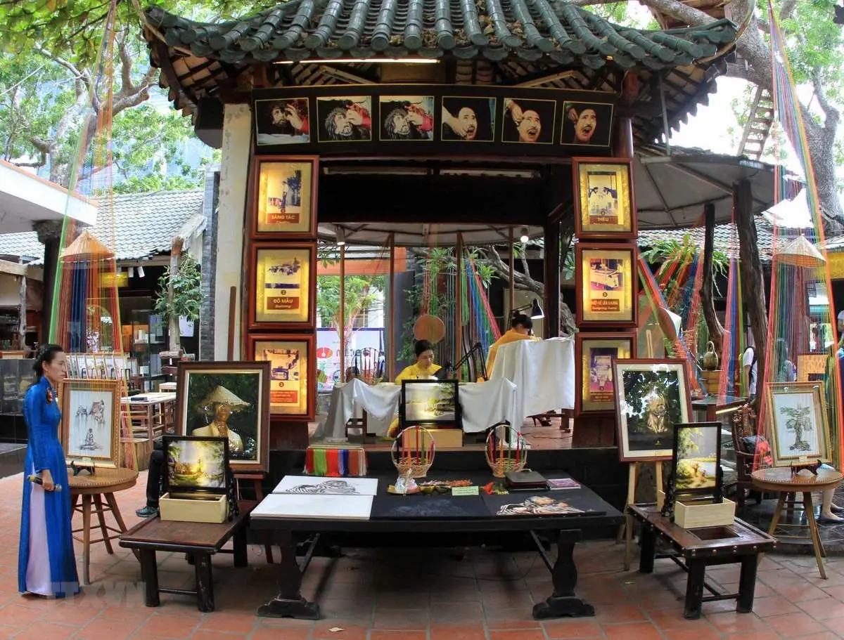 Gh&eacute; 10 địa điểm sau để mua qu&agrave; ở Nha Trang độc lạ nhất 4