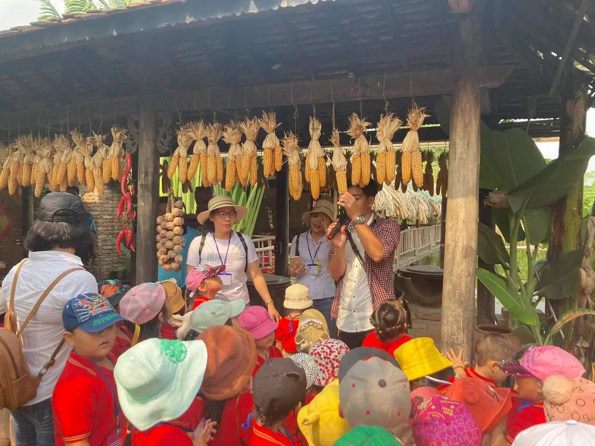 Hoài cổ trong không gian văn hóa - ẩm thực tại nhà hàng Nha Trang Xưa 12