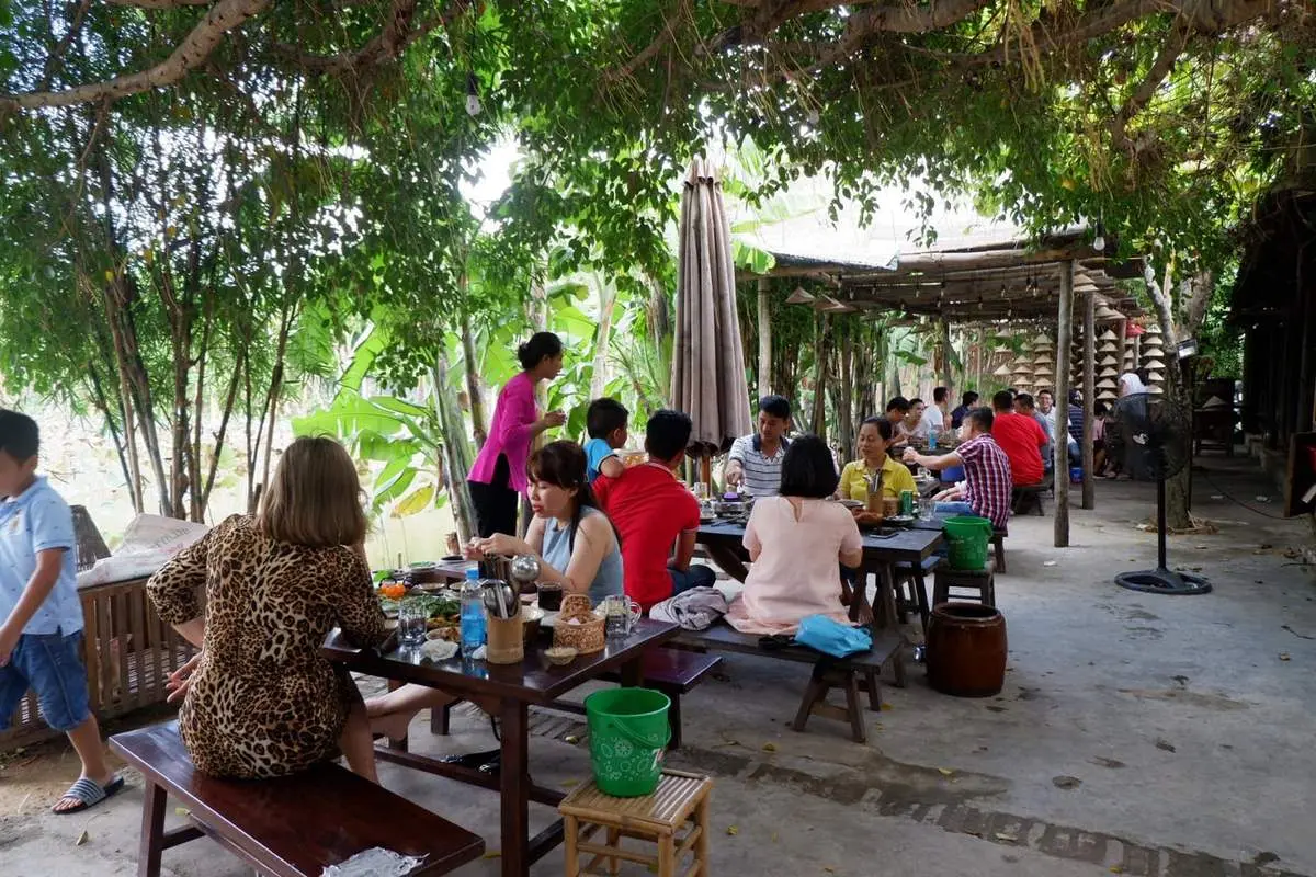 Hoài cổ trong không gian văn hóa - ẩm thực tại nhà hàng Nha Trang Xưa 14