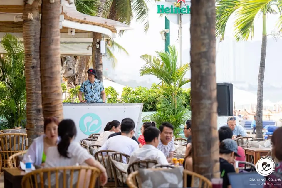 Kh&aacute;m ph&aacute; một Nha Trang đầy m&agrave;u sắc qua lăng k&iacute;nh vạn hoa tại Sailing Club Nha Trang 5