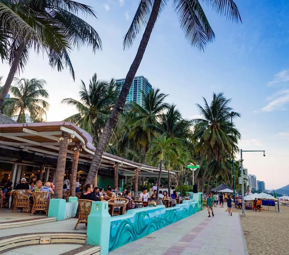 Kh&aacute;m ph&aacute; một Nha Trang đầy m&agrave;u sắc qua lăng k&iacute;nh vạn hoa tại Sailing Club Nha Trang 4