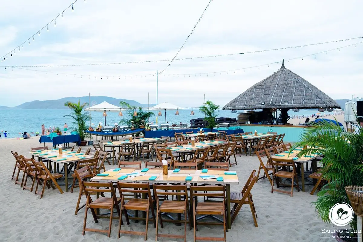 Kh&aacute;m ph&aacute; một Nha Trang đầy m&agrave;u sắc qua lăng k&iacute;nh vạn hoa tại Sailing Club Nha Trang 39
