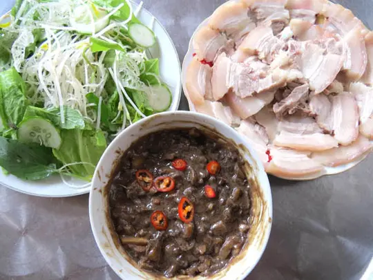 Mắm ruột c&aacute; - M&oacute;n ăn d&acirc;n d&atilde; g&acirc;y nhớ thương Nha Trang 3
