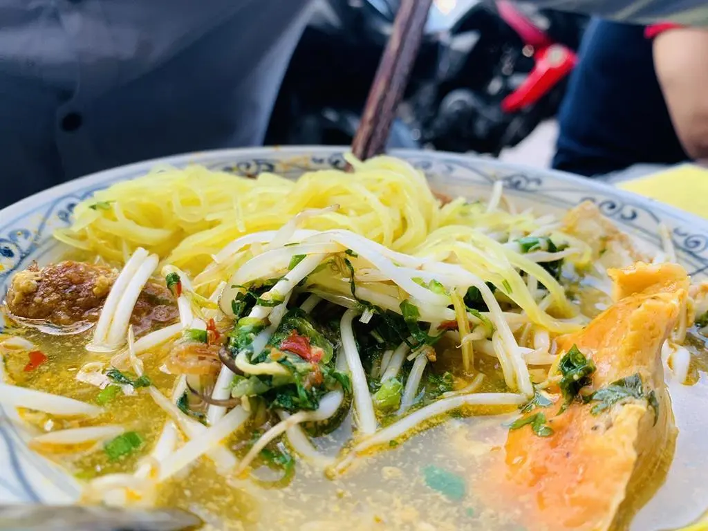 M&igrave; Quảng Nha Trang: M&oacute;n ăn tưởng quen nhưng rất mới lạ 3