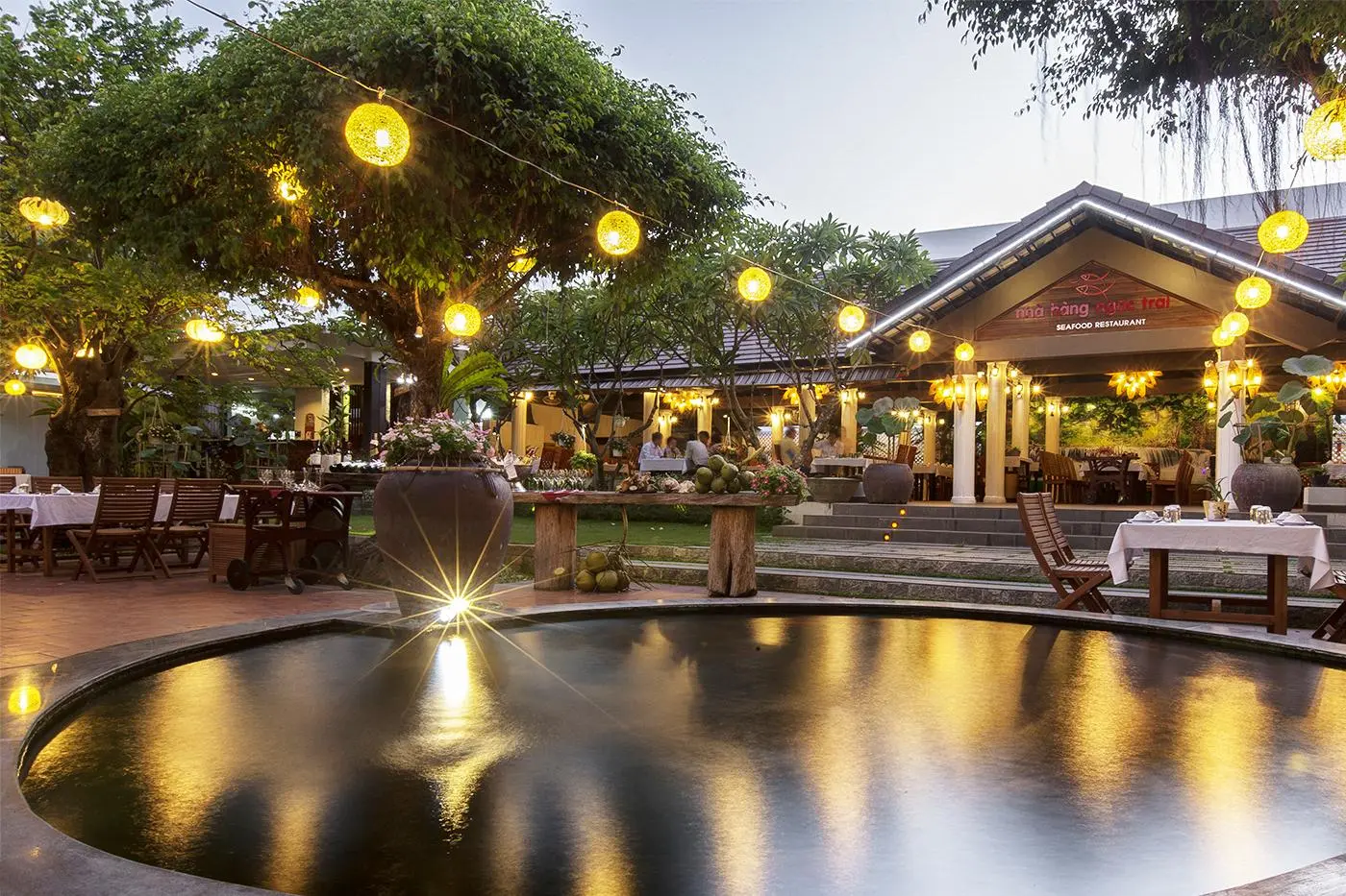 Ngoc Trai Restaurant Nha Trang - Vi&ecirc;n ngọc trai toả s&aacute;ng trong l&agrave;ng ẩm thực Nha Trang 3