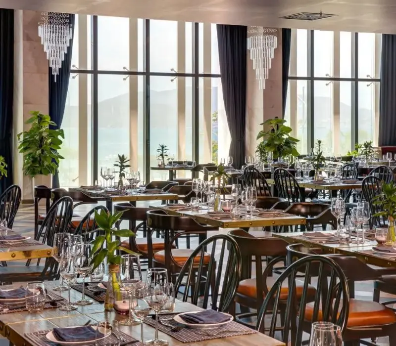 Ngon Gallery Nha Trang Restaurant: Thi&ecirc;n đường buffet t&ocirc;m h&ugrave;m view biển 3