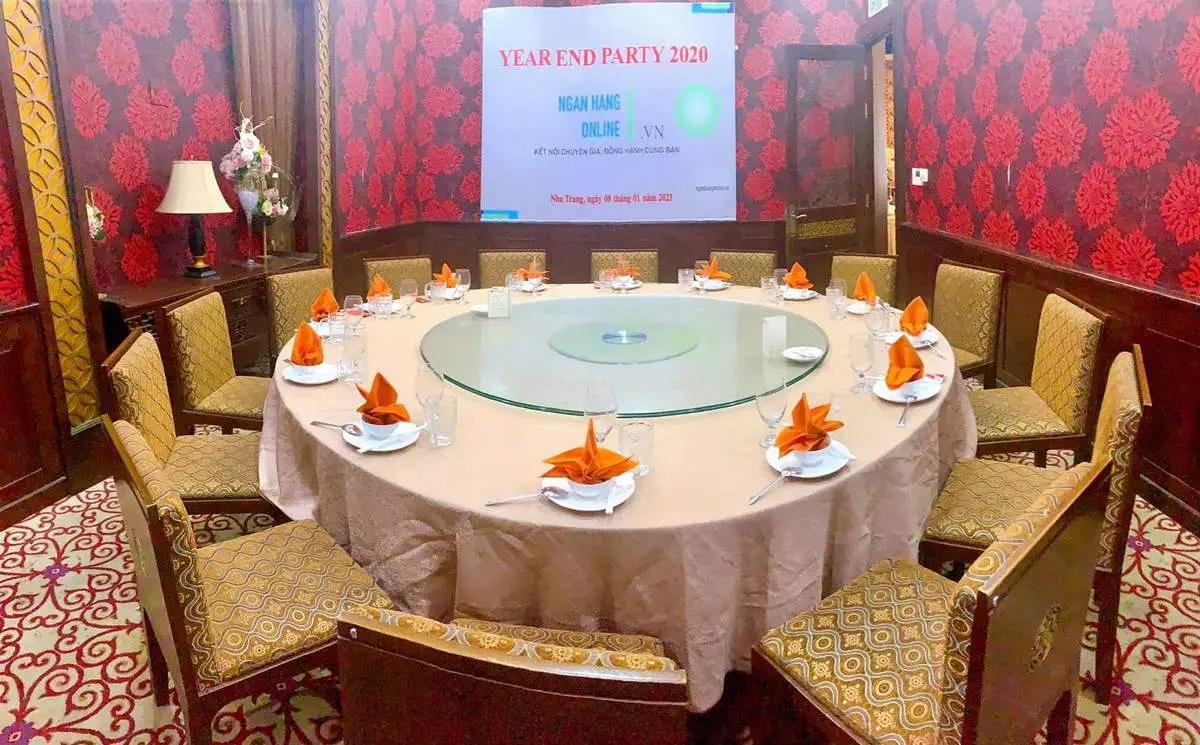Nh&agrave; h&agrave;ng Đ&egrave;n Lồng Đỏ Nha Trang - Thưởng thức ẩm thực đặc sắc trong kh&ocirc;ng gian ho&agrave;ng gia, sang trọng 13