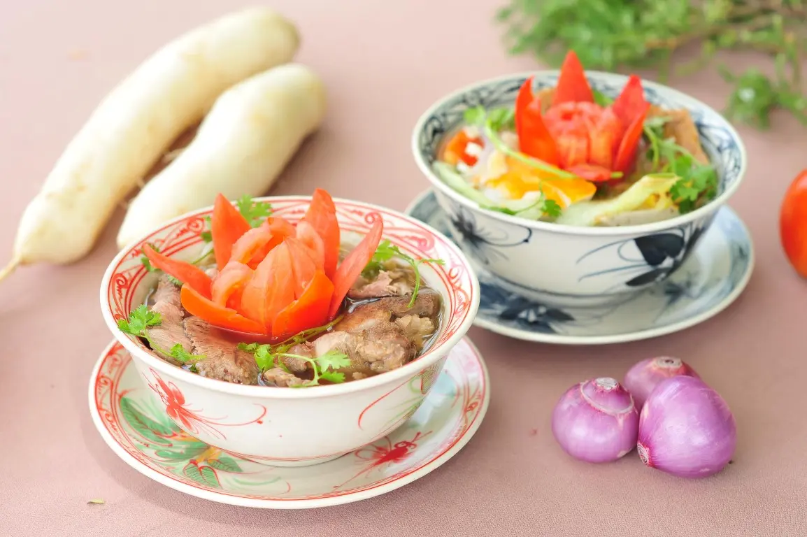 Nha Trang View Restaurant - Nh&agrave; h&agrave;ng được đ&aacute;nh gi&aacute; cao với chứng chỉ phục vụ xuất sắc 2017 5