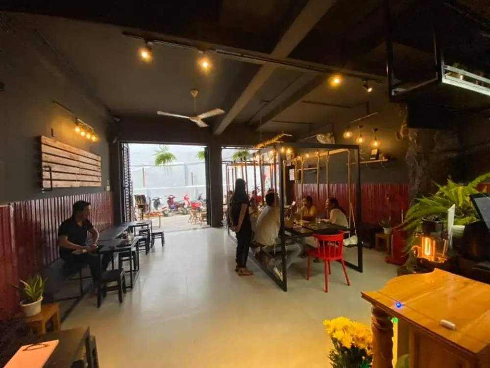 Poly Lu Coffee Nha Trang - Qu&aacute;n ngon d&agrave;nh cho t&iacute;n đồ c&agrave; ph&ecirc; trứng 6