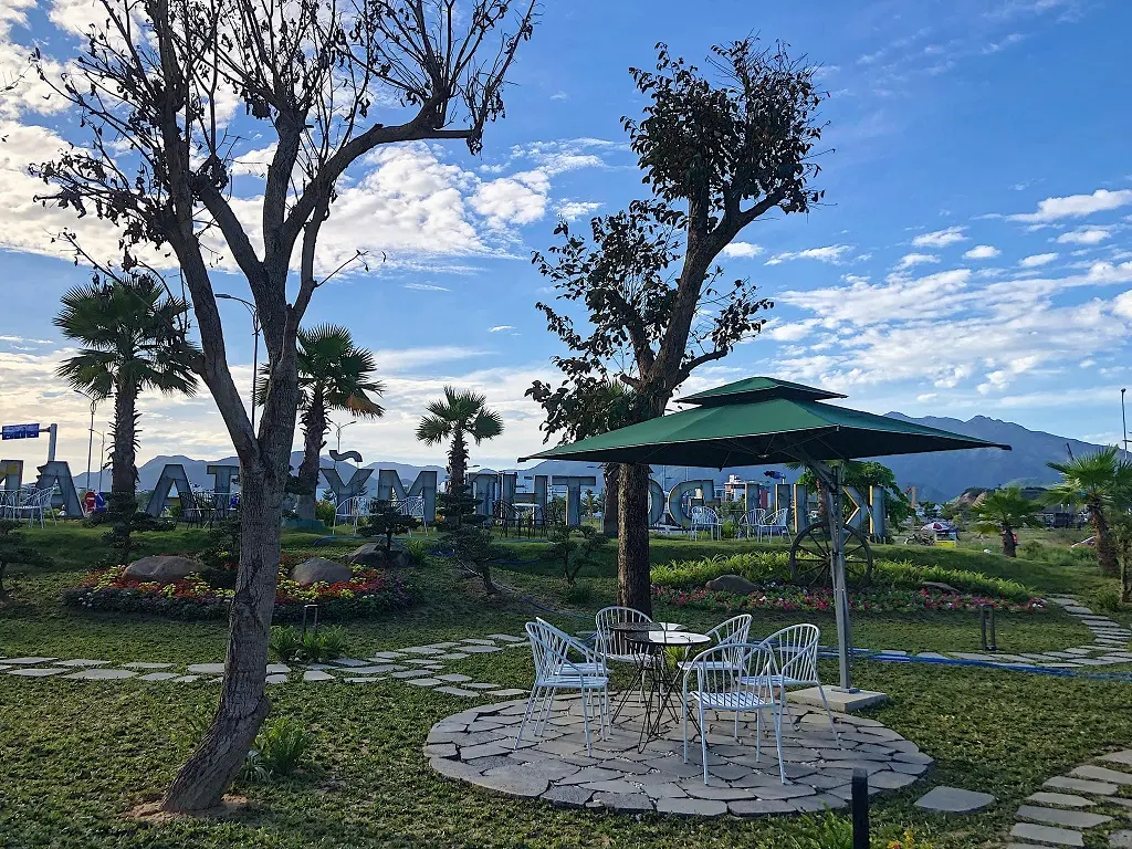 Thưởng thức hương vị d&acirc;n d&atilde; tại Nh&agrave; h&agrave;ng Qu&ecirc; 79 giữa l&ograve;ng Nha Trang 2