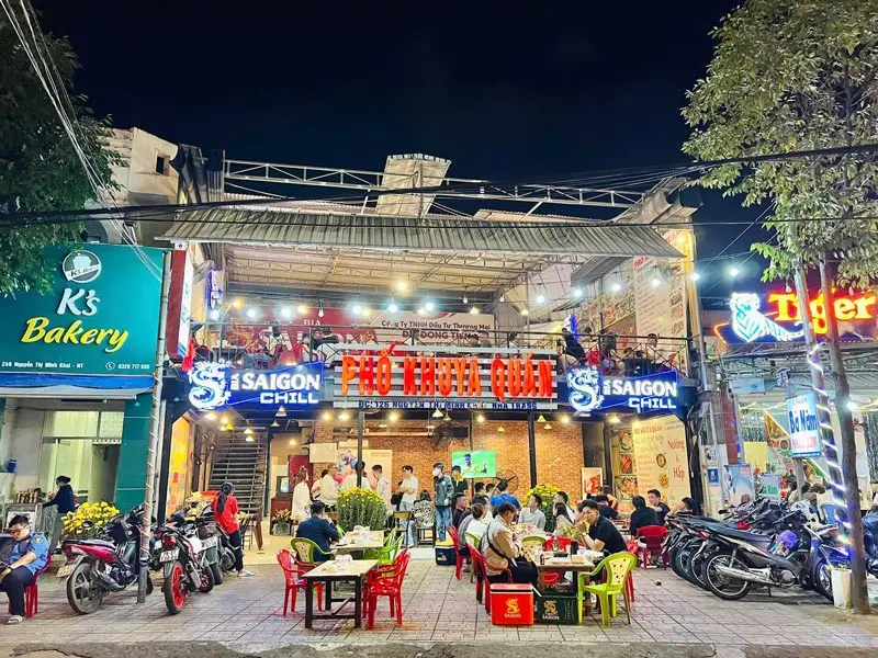 Top 10 qu&aacute;n ăn đ&ecirc;m Nha Trang ngon qu&ecirc;n lối về 4