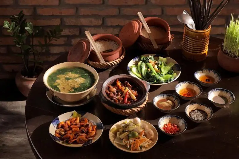 Top 6 qu&aacute;n cơm ni&ecirc;u Nha Trang được giới 's&agrave;nh ăn' đ&aacute;nh gi&aacute; cao 3