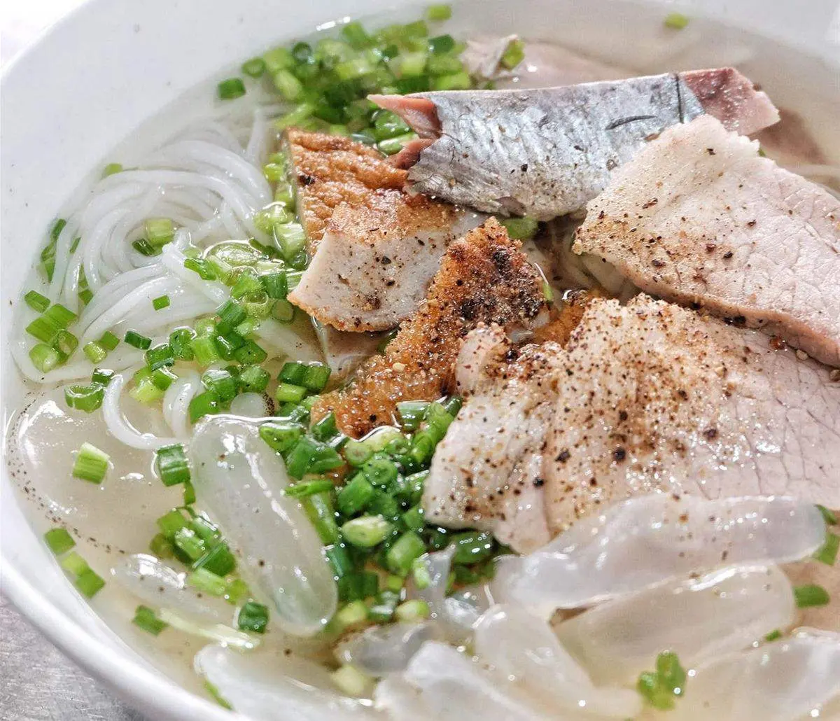Truy l&ugrave;ng top 10 qu&aacute;n b&uacute;n sứa Nha Trang thu h&uacute;t h&agrave;ng ng&agrave;n du kh&aacute;ch 5