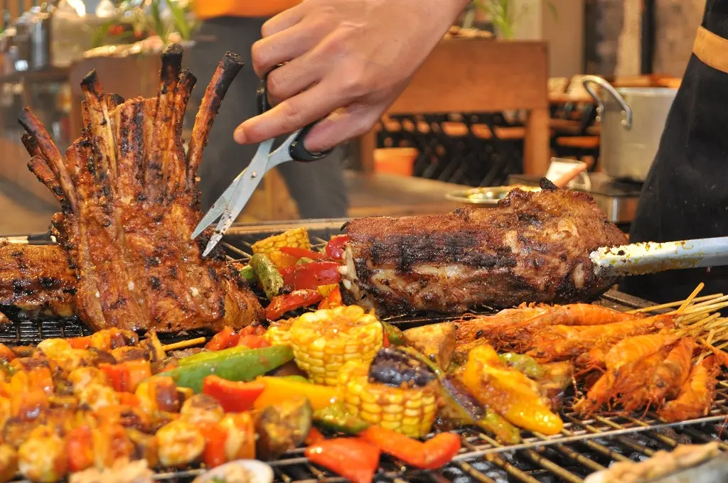 Đại náo bữa tiệc hơn 100 món tại Zallo Buffet Restaurant Nha Trang