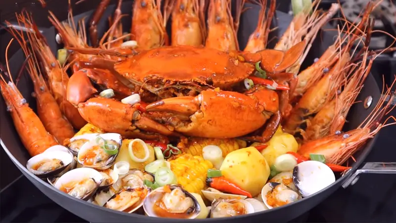 Ghé ngay Nhà hàng Hoàng Sa ngay giữa lòng thành phố Nha Trang
