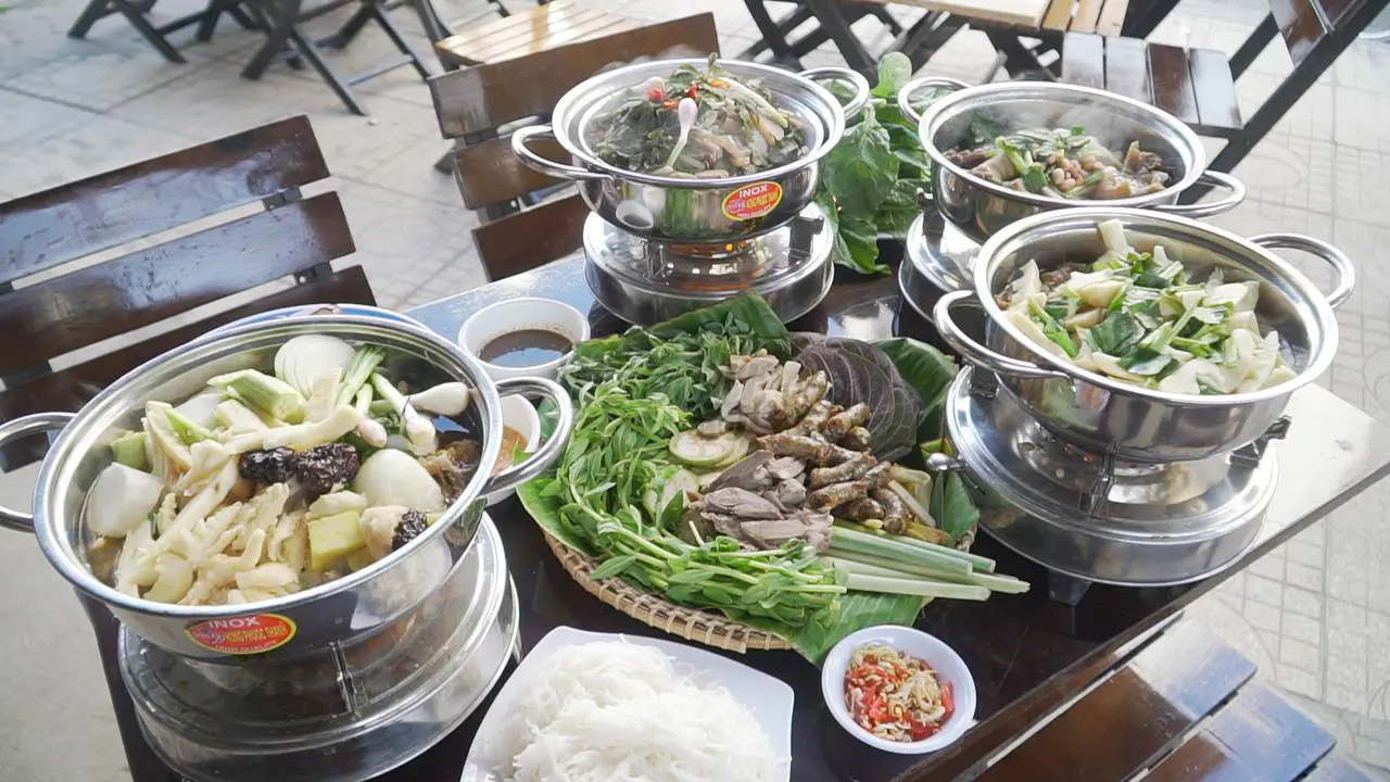 Khám phá top 10 quán lẩu Nha Trang ngon nức tiếng