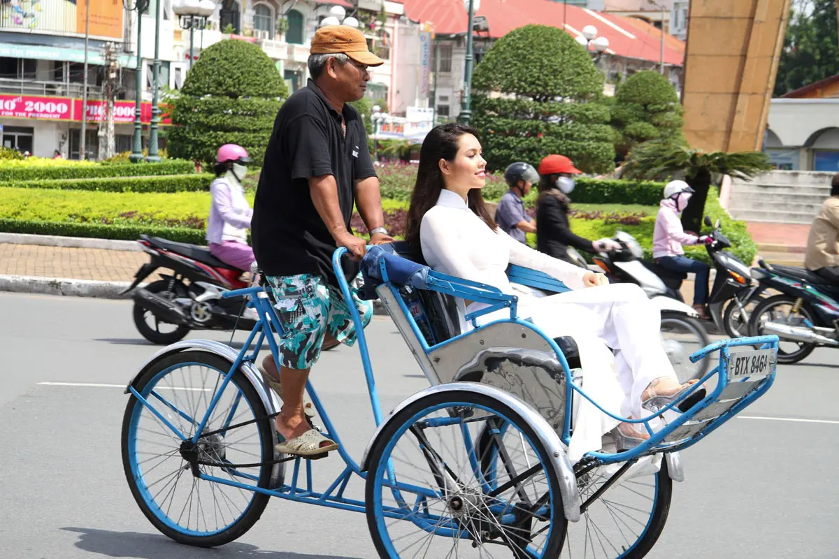 Trải nghiệm cảm giác vi vu những chặng đường di chuyển ở Nha Trang bằng xích lô cực thú vị 3