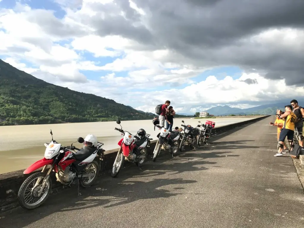 Kinh nghiệm đi Nha Trang bằng xe máy