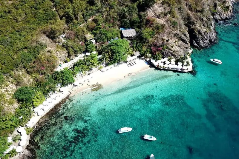 9 b&atilde;i biển Nha Trang đẹp say l&ograve;ng du kh&aacute;ch 8