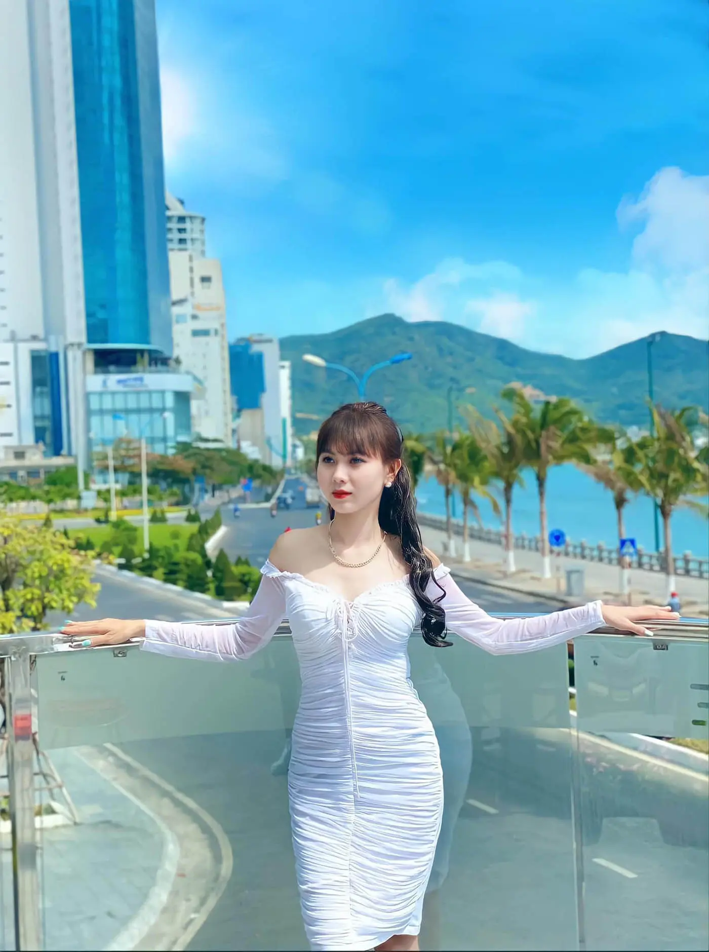 Ấn tượng không gian cực đỉnh tại quán K Coffee view biển qua bộ ảnh của Trần Thanh Thảo 5