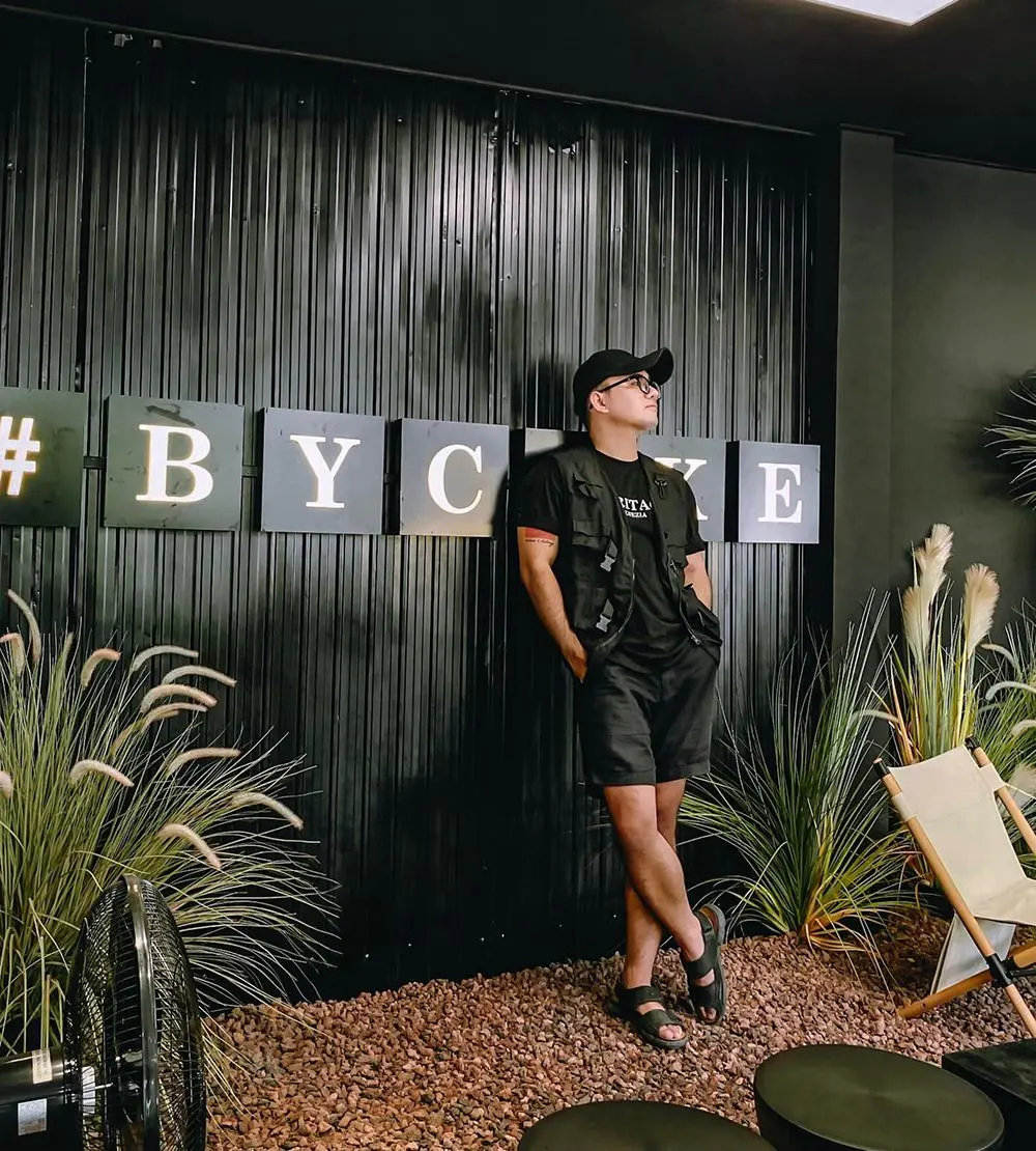 ByCake Coffee với kh&ocirc;ng gian cực xinh qua những g&oacute;c m&aacute;y của Cường Quốc Phạm 2