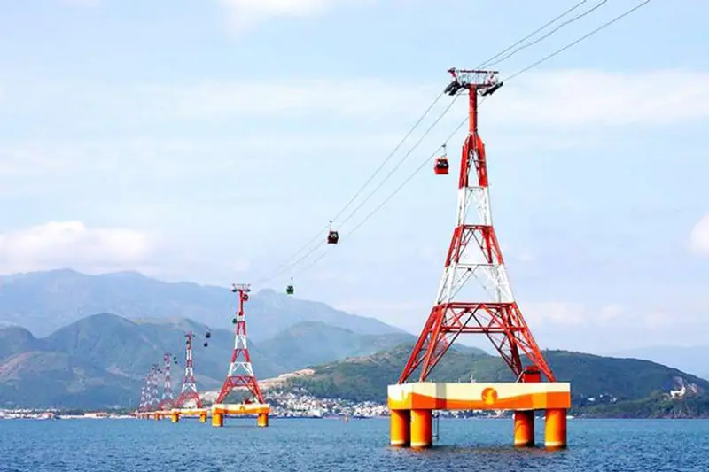 C&aacute;p treo Vinpearl Nha Trang đưa bạn &ldquo;bay&rdquo; giữa đại dương v&agrave; bầu trời 2