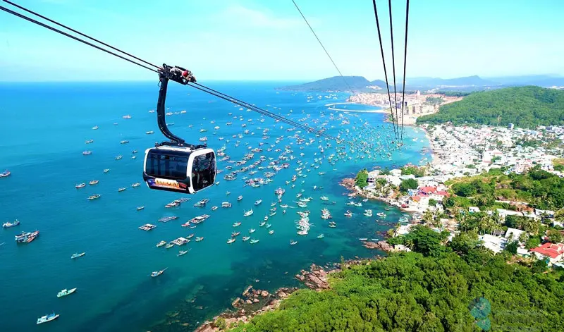 C&aacute;p treo Vinpearl Nha Trang đưa bạn &ldquo;bay&rdquo; giữa đại dương v&agrave; bầu trời 5