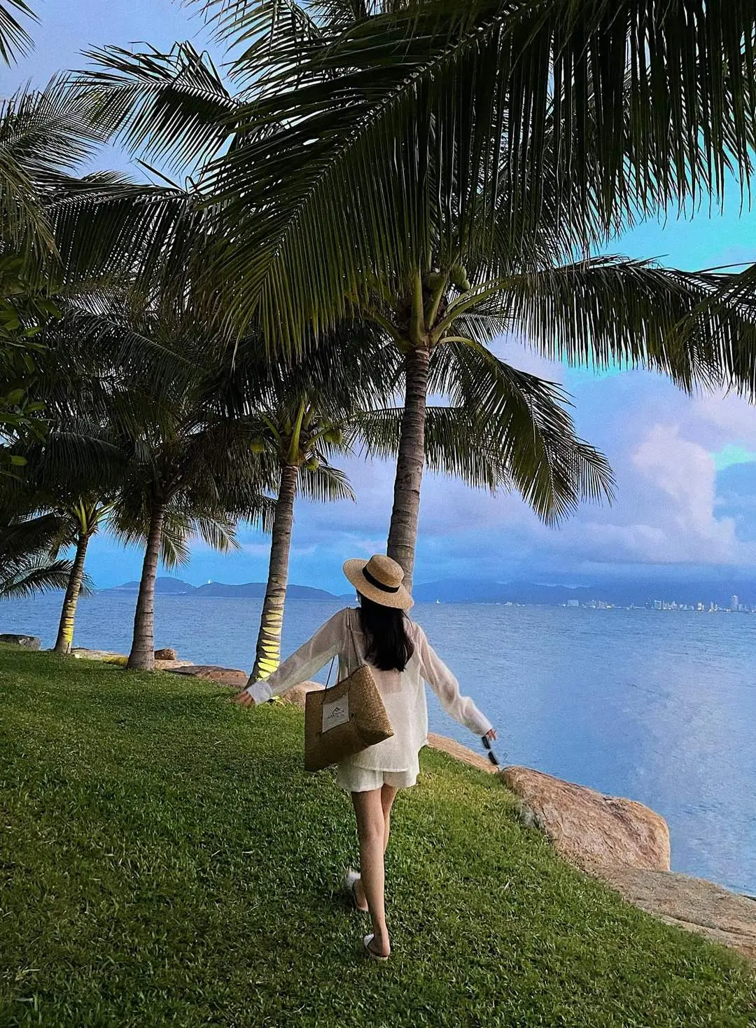Check-in Nha Trang tựa thi&ecirc;n đường Maldives trong bộ ảnh t&igrave;nh bể b&igrave;nh của cặp đ&ocirc;i 9X 4