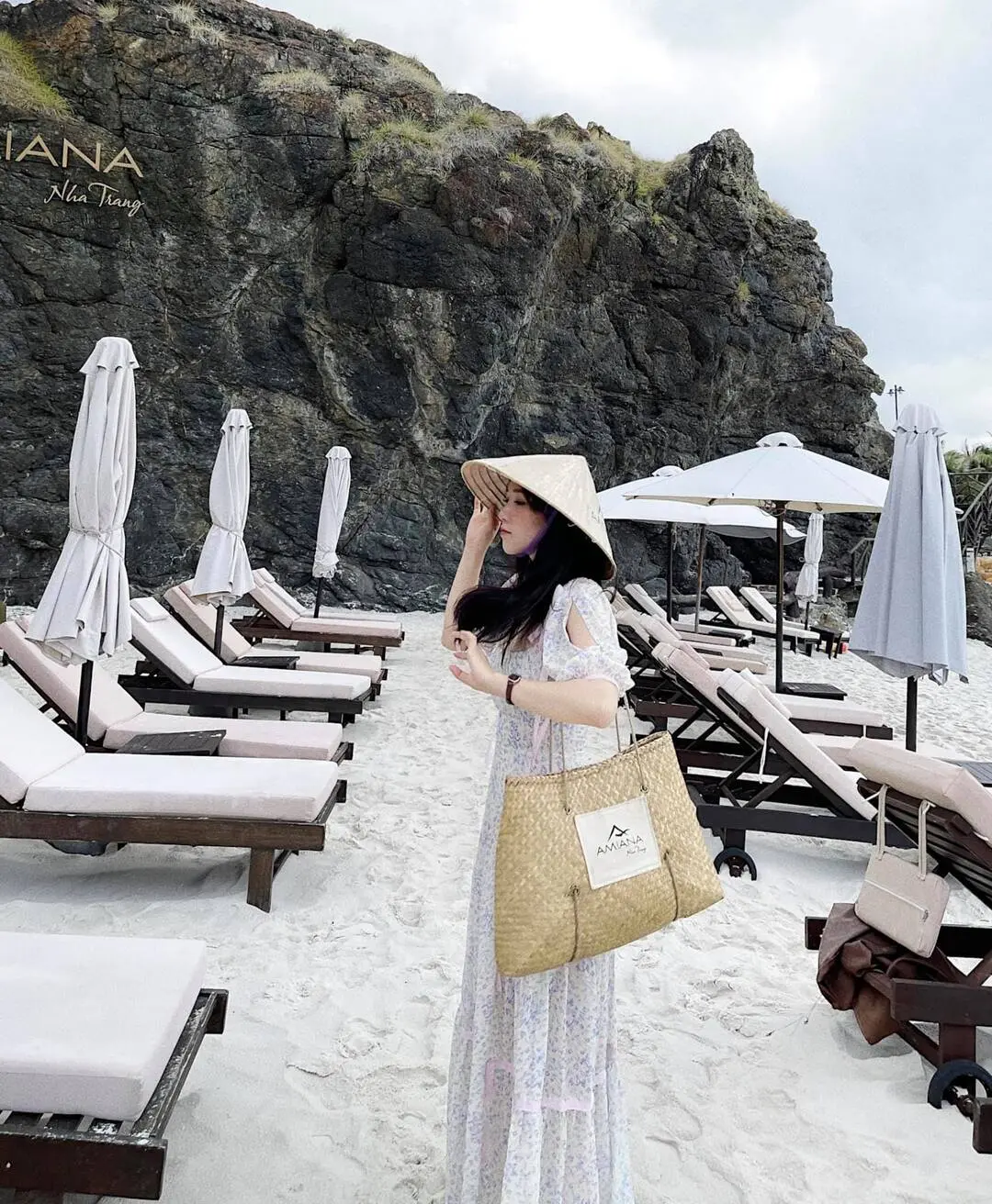 Check-in Nha Trang tựa thi&ecirc;n đường Maldives trong bộ ảnh t&igrave;nh bể b&igrave;nh của cặp đ&ocirc;i 9X 10