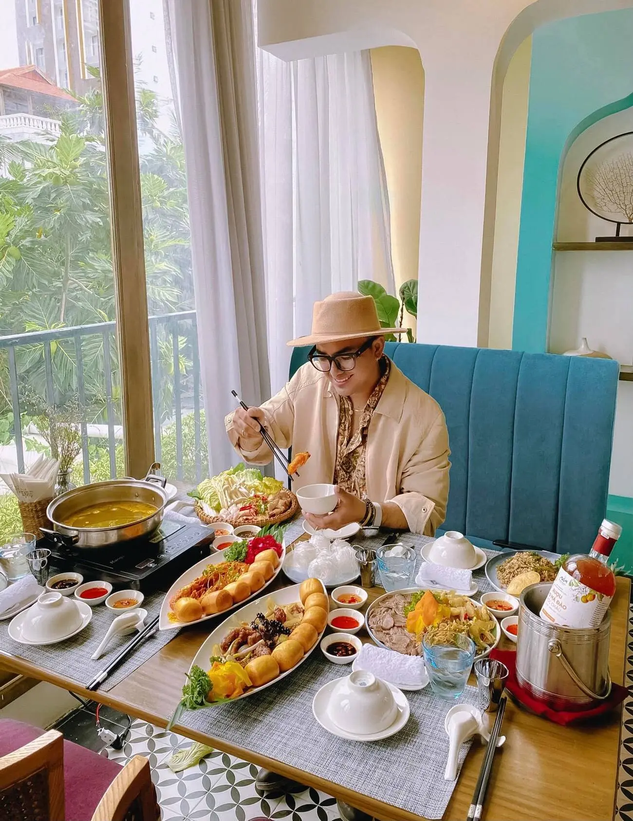 Cùng theo chân blogger Cường Khỉ đến thưởng thức bữa ăn tại The First Bistro Nha Trang 10