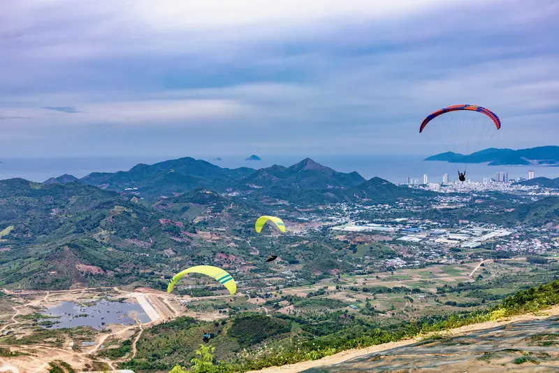 D&ugrave; lượn Nha Trang: Cẩm nang vui chơi từ A - Z 4